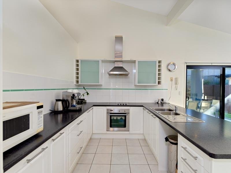 18 Lillydale Pl, Calamvale QLD 4116