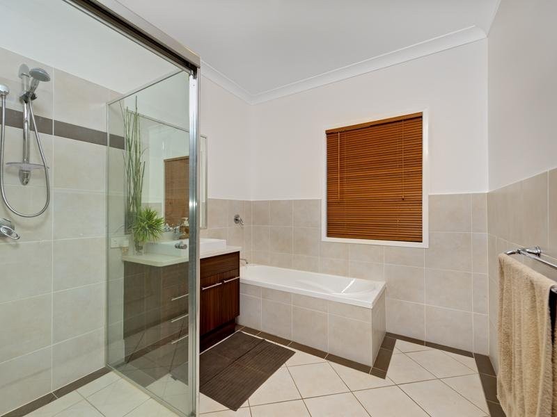 18 Lillydale Pl, Calamvale QLD 4116