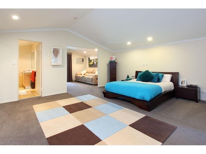 12 Umah  St, Cornubia QLD 4130