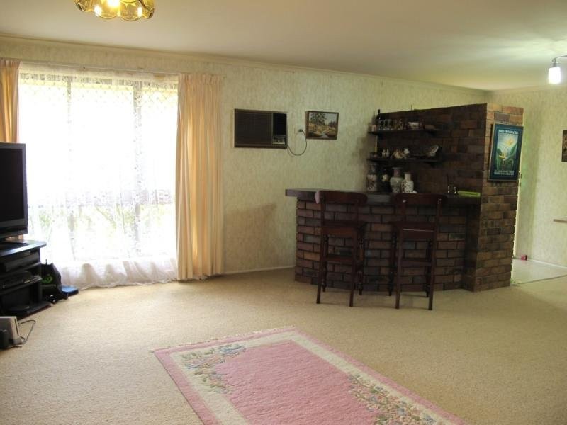 8 Aminta St, Sunnybank QLD 4109