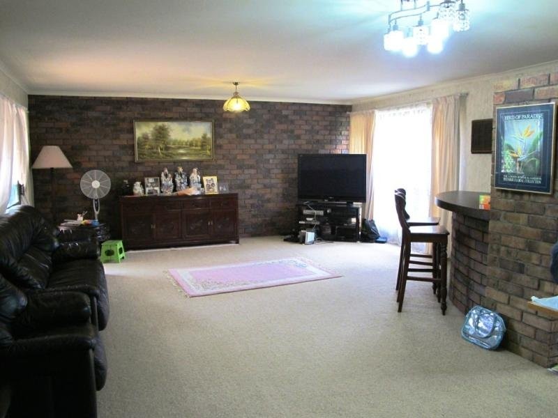 8 Aminta St, Sunnybank QLD 4109