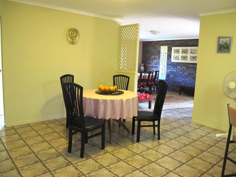 8 Aminta St, Sunnybank QLD 4109