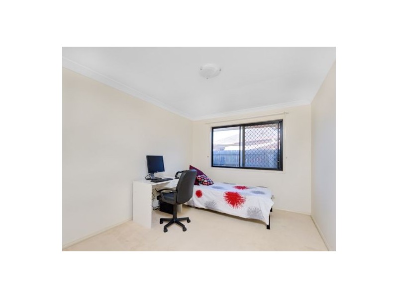 15 Greenhaven Crescent, Kuraby QLD 4112