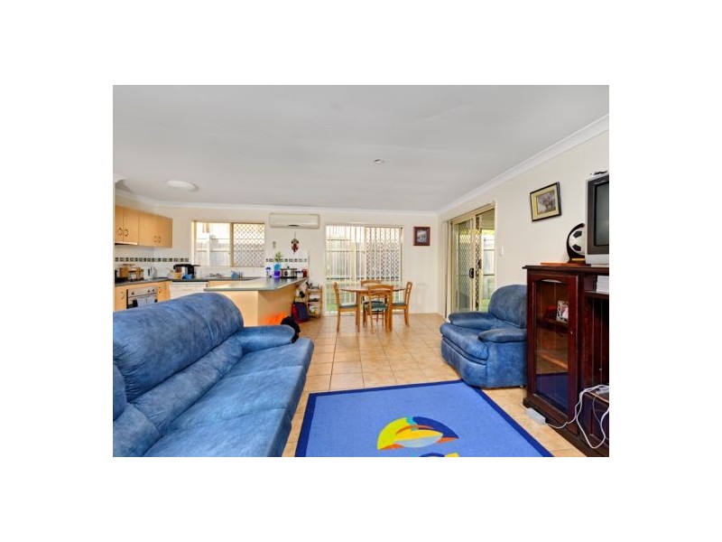 27 Mt Maroon Street, Algester QLD 4115