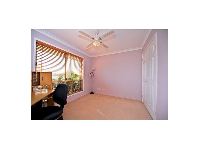 5 Maisie Place, Eight Mile Plains QLD 4113