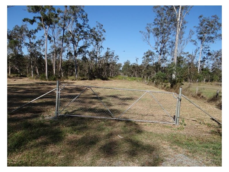 316 Granger Rd, Park Ridge South QLD 4125