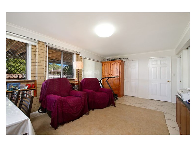 151 Chatswood Rd, Daisy Hill QLD 4127