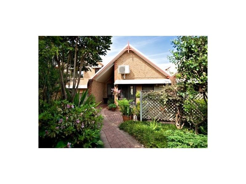 4/1 Kelda St, Robertson QLD 4109