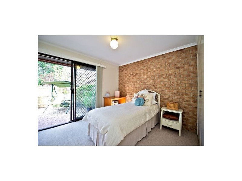 4/1 Kelda St, Robertson QLD 4109