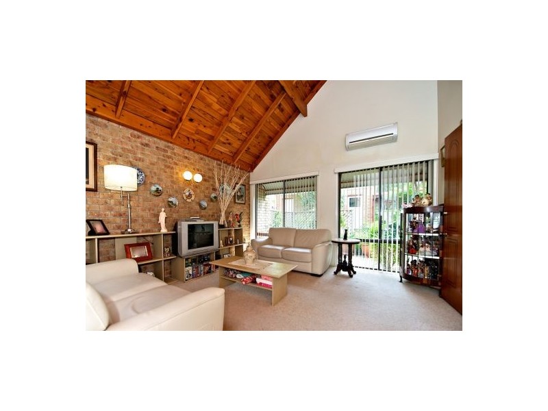 4/1 Kelda St, Robertson QLD 4109