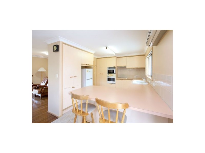 15 Laver Street, Macgregor QLD 4109