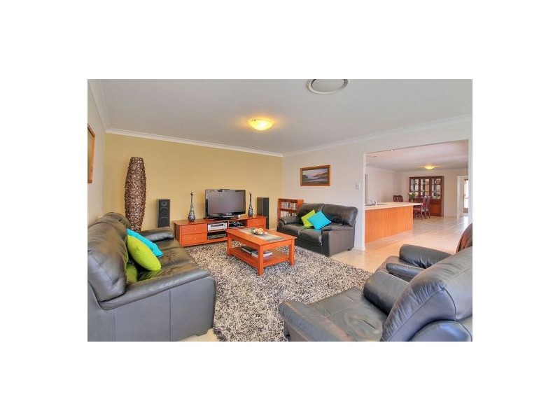 7 Fatima Place, Calamvale QLD 4116