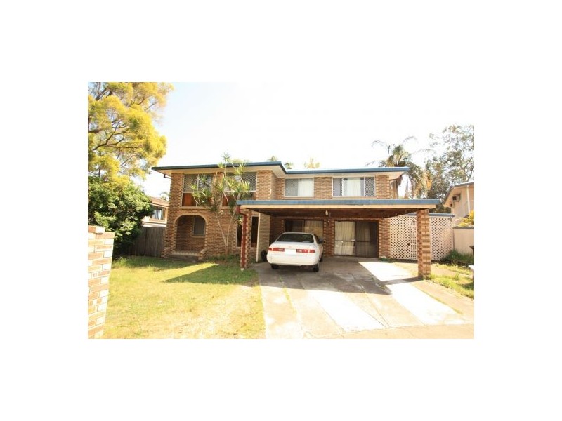 4 Dalveen St, Coopers Plains QLD 4108