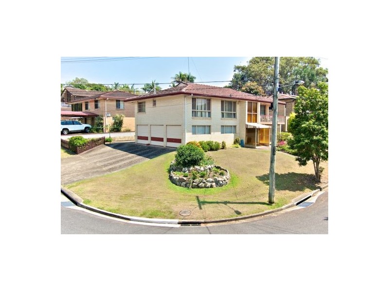 16 Fernshaw St, Macgregor QLD 4109
