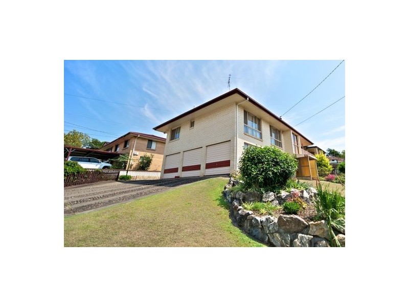 16 Fernshaw St, Macgregor QLD 4109