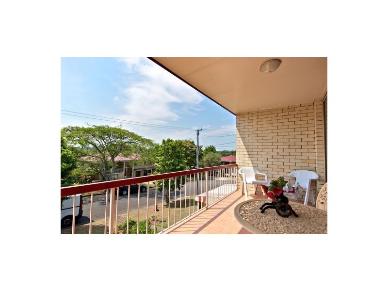 16 Fernshaw St, Macgregor QLD 4109