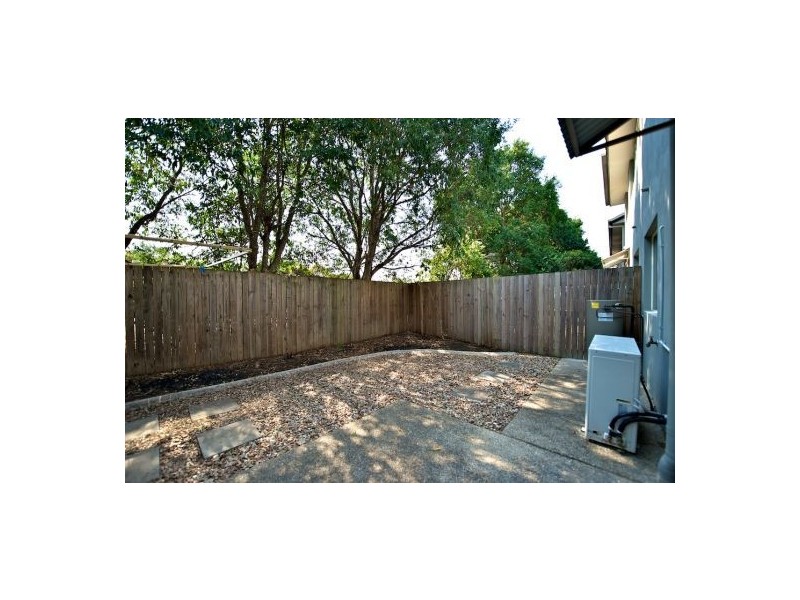 25/11 Pyranees St, Calamvale QLD 4116