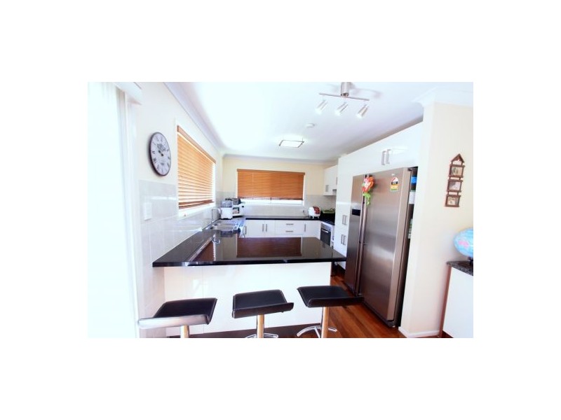 9 Nevern, Macgregor QLD 4109