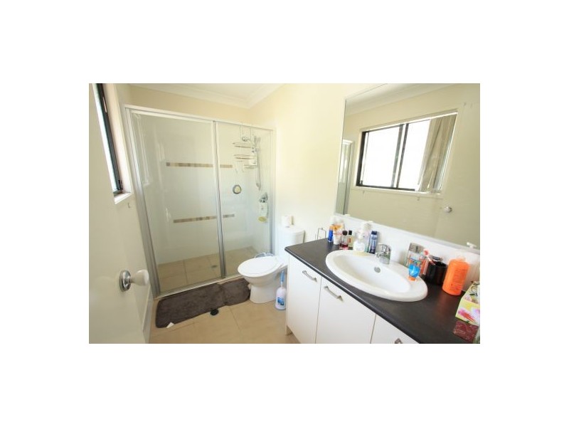 13/18 Diane Court, Calamvale QLD 4116