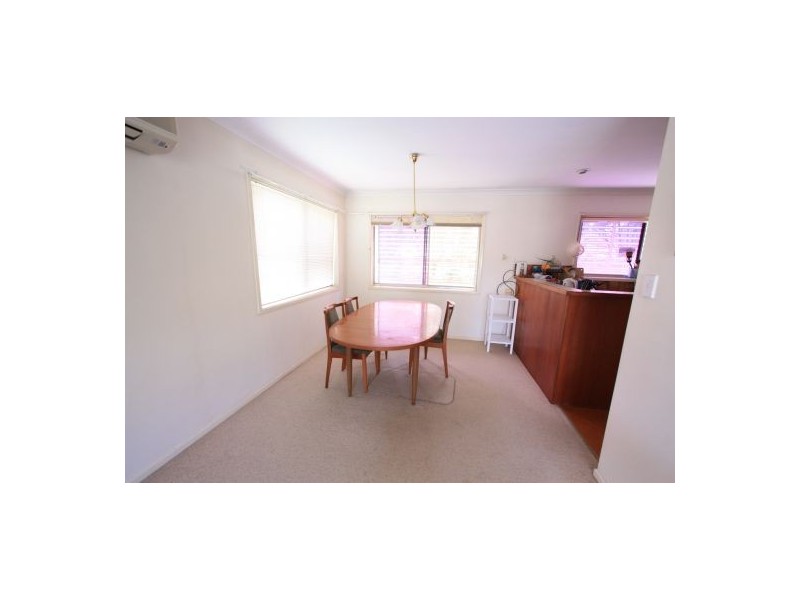 12 Nevern, Macgregor QLD 4109