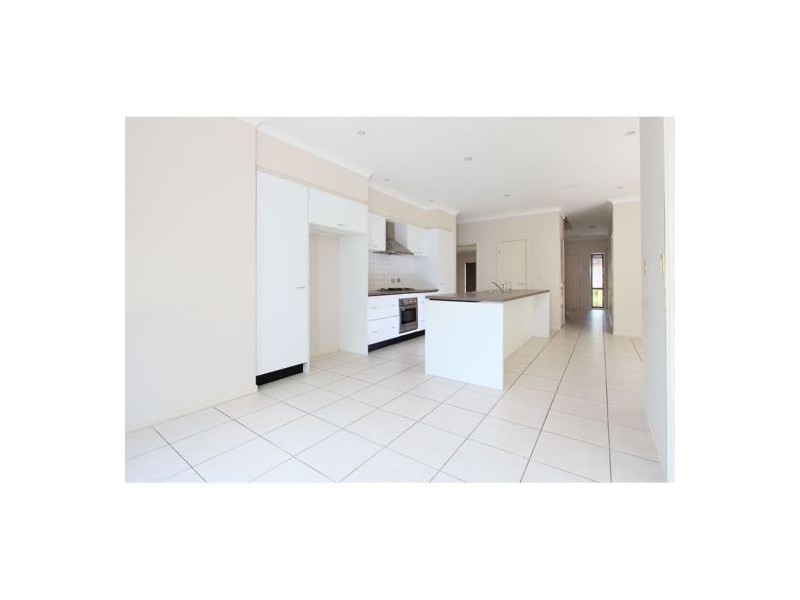 136 Tristania Way, Mount Gravatt East QLD 4122