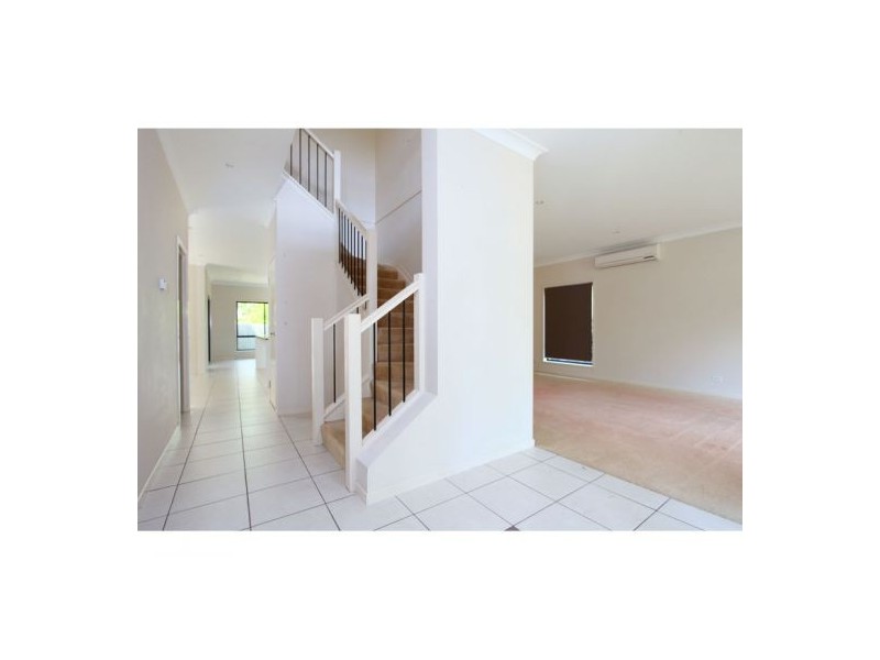 136 Tristania Way, Mount Gravatt East QLD 4122