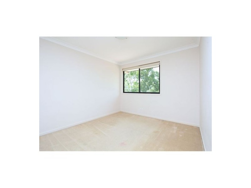 136 Tristania Way, Mount Gravatt East QLD 4122