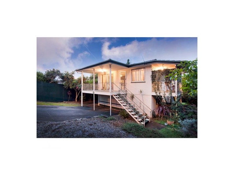 306 Mount Gravatt Capalaba Rd, Wishart QLD 4122