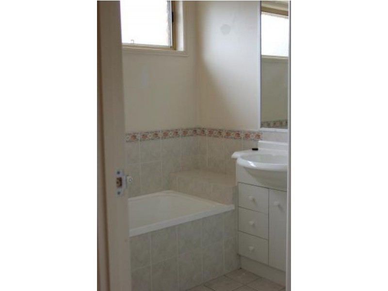 2/56 Hamish Street, Calamvale QLD 4116