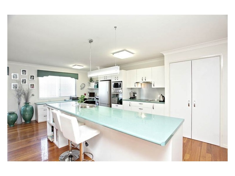 4 Windeyer St, Bald Hills QLD 4036