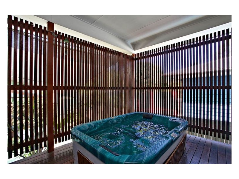 4 Windeyer St, Bald Hills QLD 4036