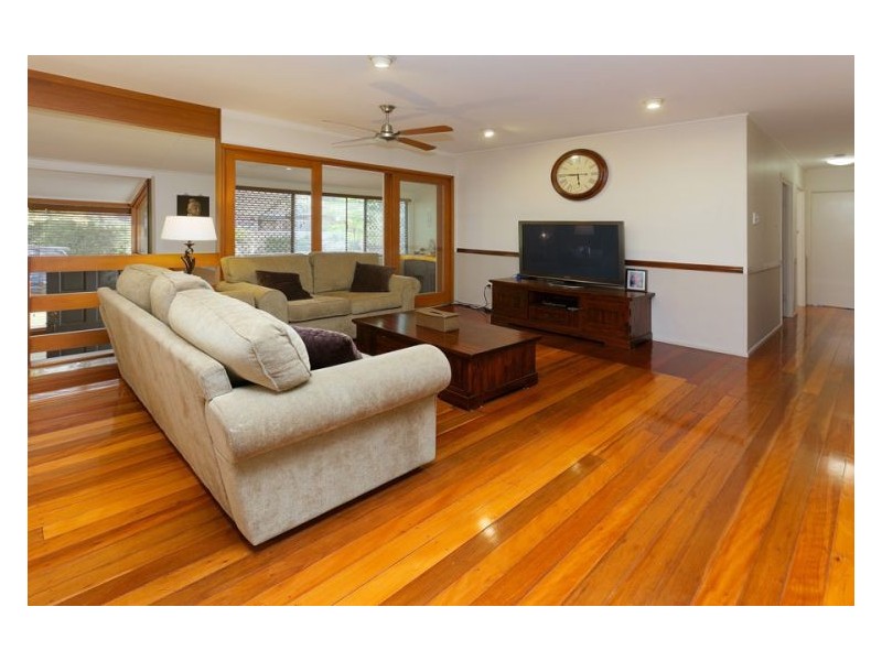 17 Cranfield St, Sunnybank Hills QLD 4109