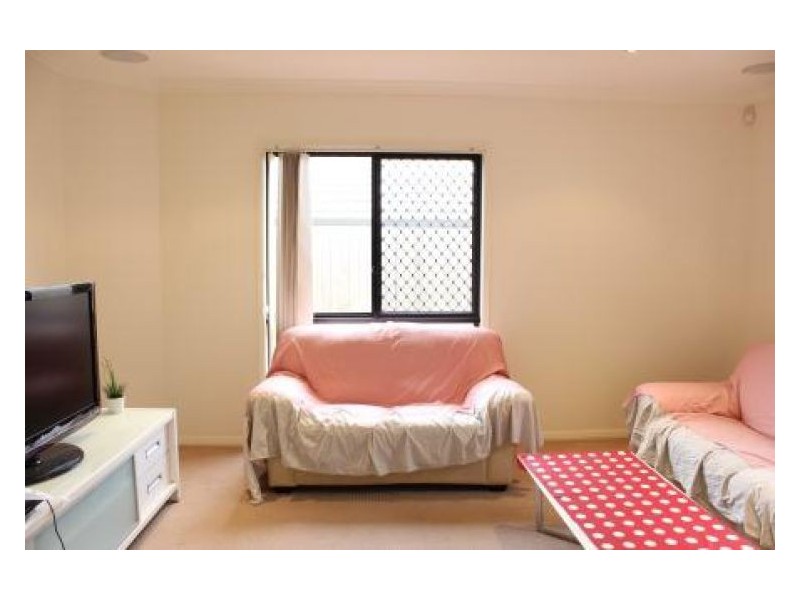 18 Crane Cr, Runcorn QLD 4113