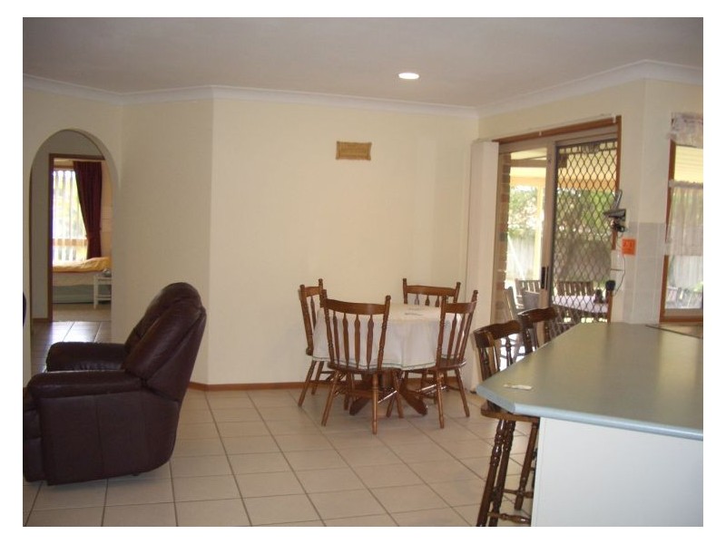 57 Golden Ave, Calamvale QLD 4116