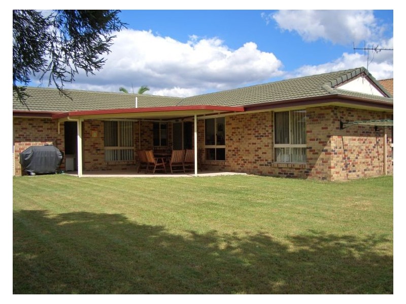 57 Golden Ave, Calamvale QLD 4116