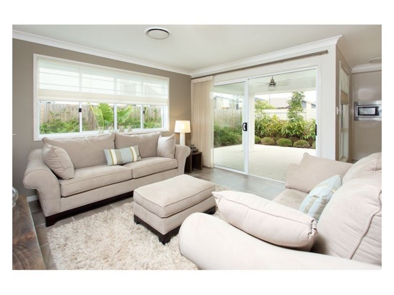 8 Dongola Street, Durack QLD 4077