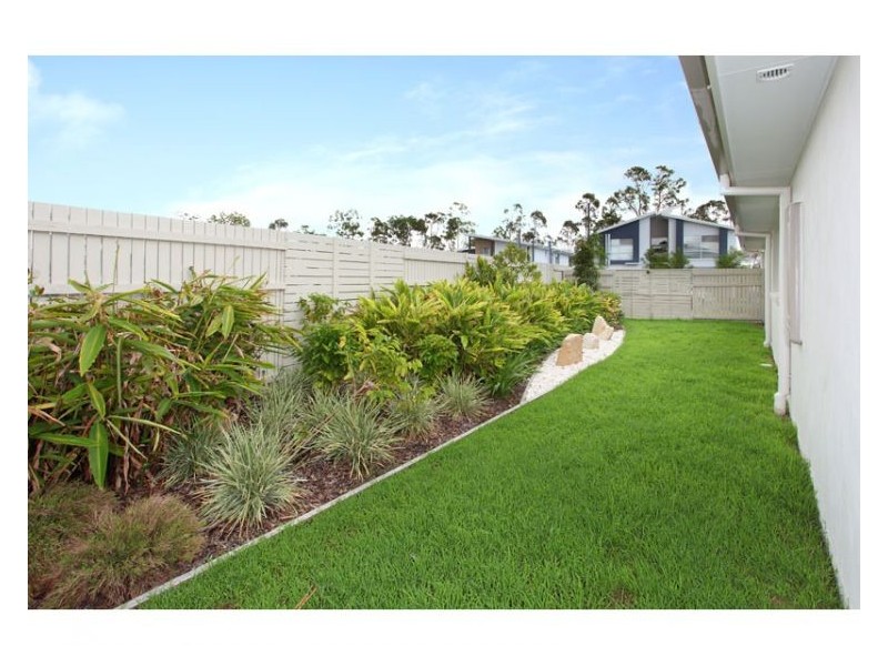 8 Dongola Street, Durack QLD 4077