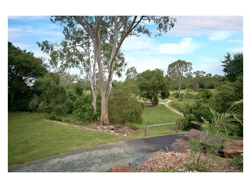 31 Carmody Court, Petrie QLD 4502