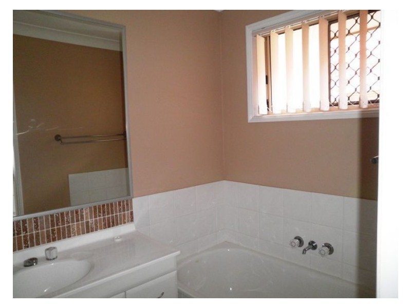 39 Leichhardt Avenue, Rothwell QLD 4022