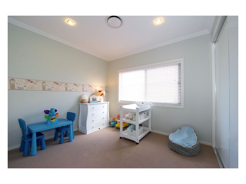 27 Perkins St, Calamvale QLD 4116