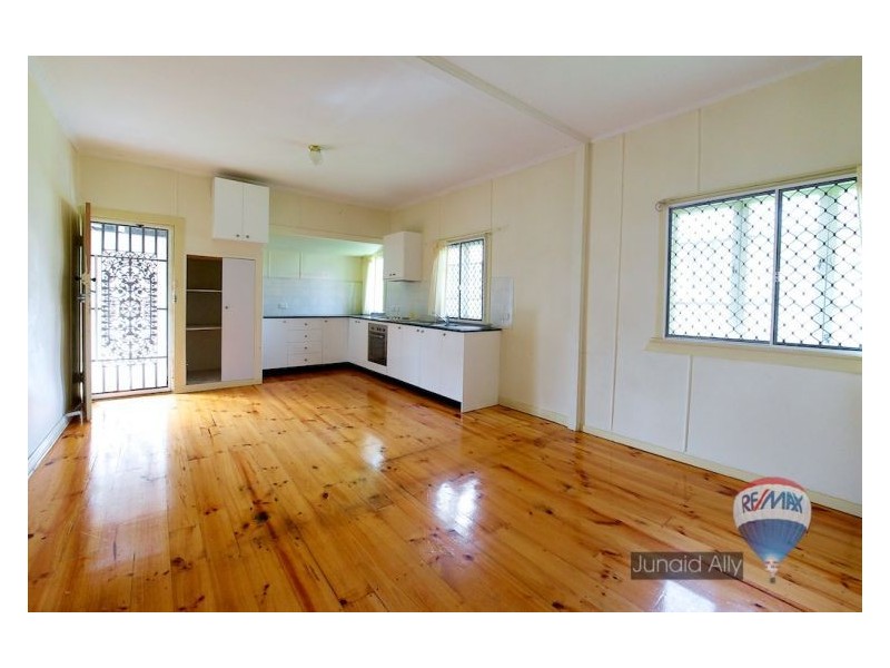 52 Beenleigh Road, Coopers Plains QLD 4108