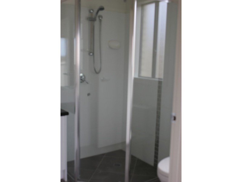 42b Michael David Dr, Warner QLD 4500