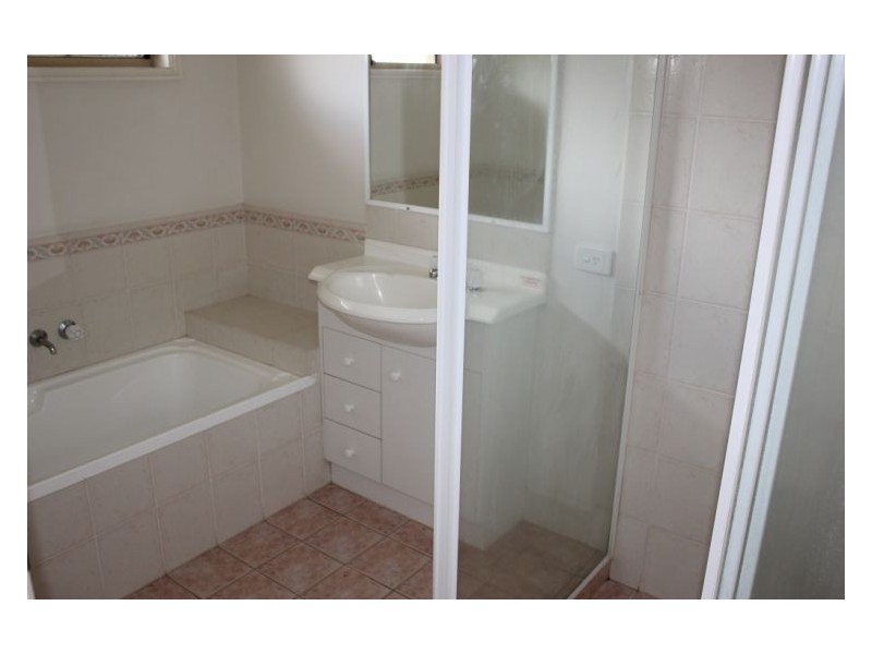 92 Hamish St, Calamvale QLD 4116