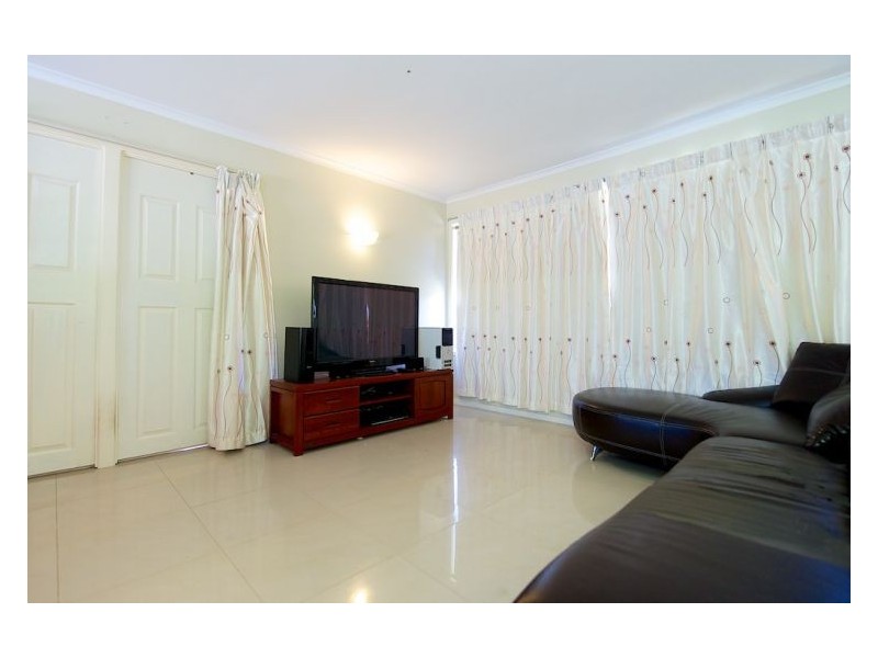 4 Acorus Pl, Sunnybank QLD 4109