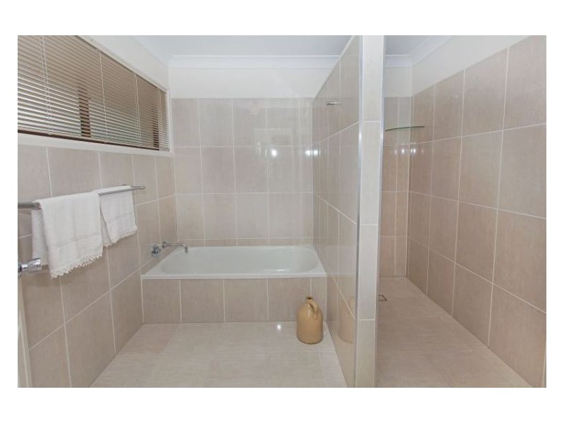 6 Erna Court, Sunnybank QLD 4109