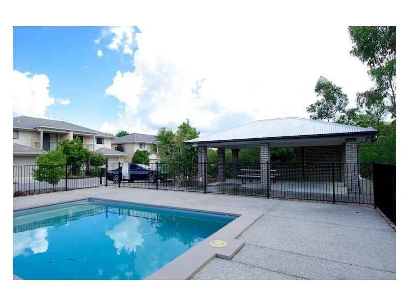 2/18 Diane Ct., Calamvale QLD 4116