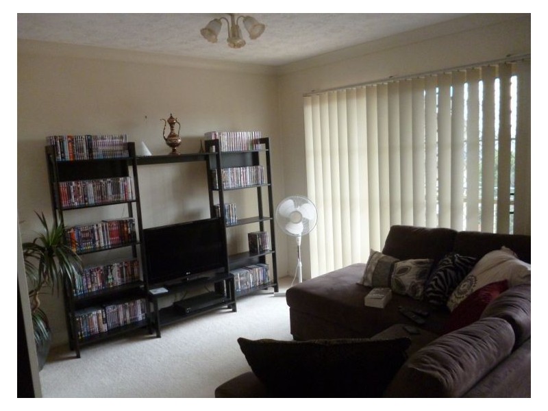 8/43 Ninth Avenue, Coorparoo QLD 4151