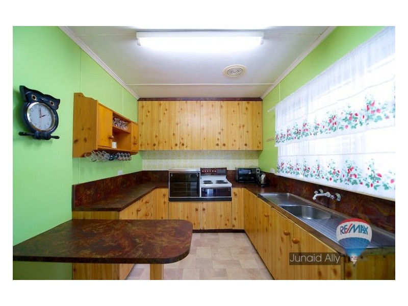 38 Chalfont, Salisbury QLD 4107