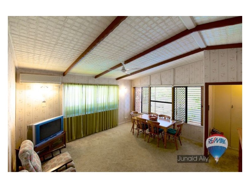 38 Chalfont, Salisbury QLD 4107