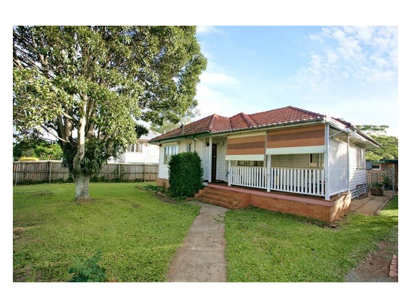 13 Spencer Street, Lawnton QLD 4501